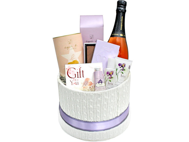 Wine n Food Hamper - agnes b x crabtree relax hamper - L7777916 Photo